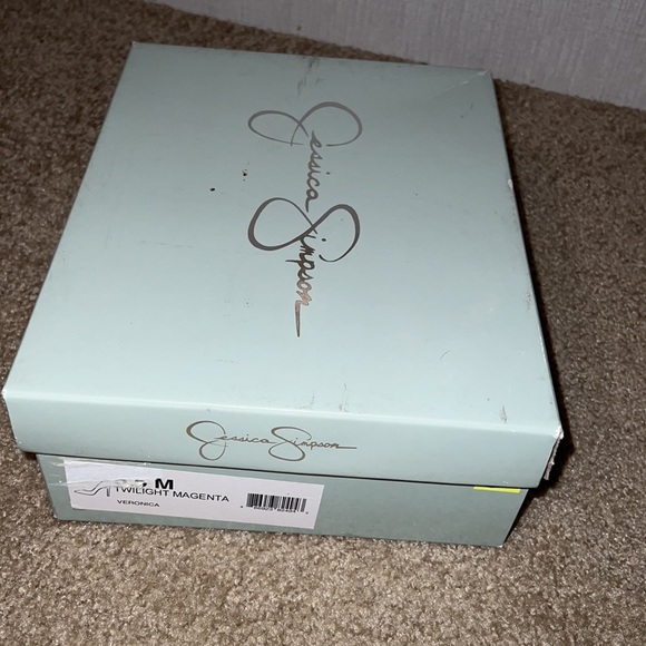 Jessica Simpson heels in twilight magenta - Picture 7 of 9